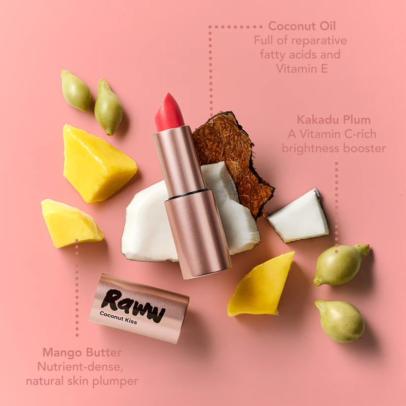 Deze lippenstift is gemaakt van 100% natuurlijke ingrediënten, is erg gepigmenteerd en heeft een dewy finish.