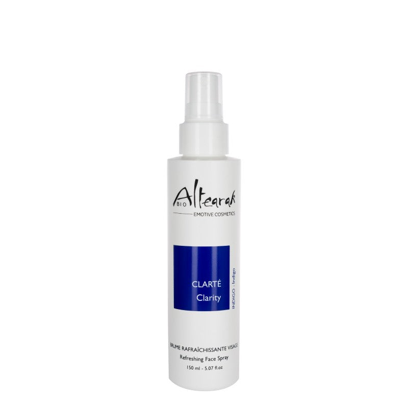 Refreshing Face Spray verfrist, ontspant en stimuleert het gezichtsvolume door plantaardige hyaluronzuur*